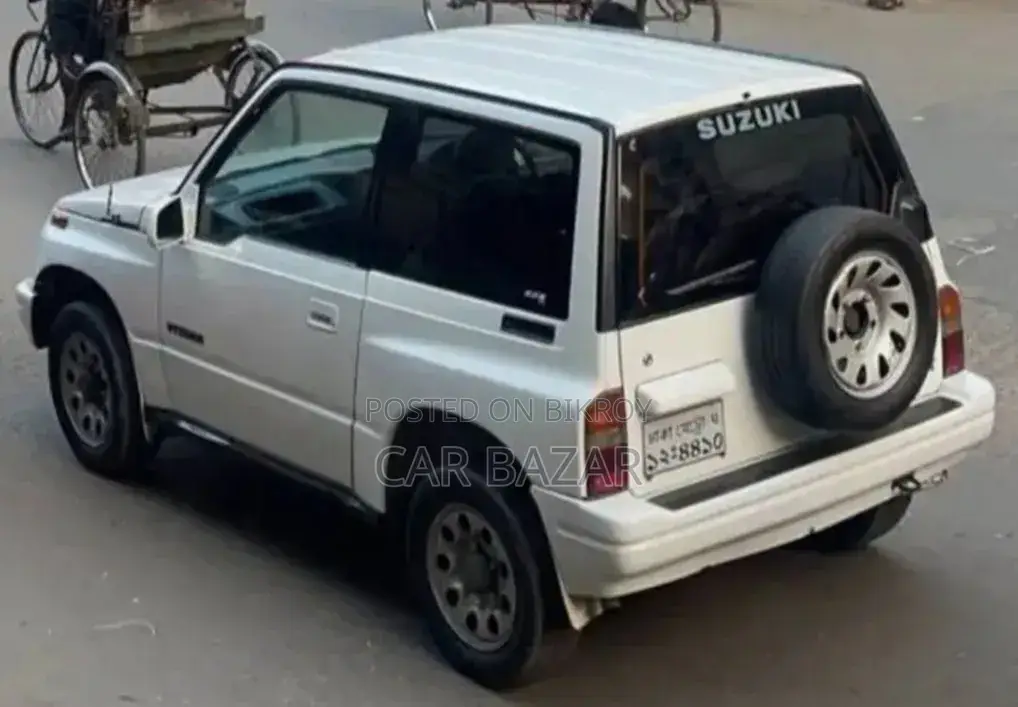 Suzuki Vitara 1996 White