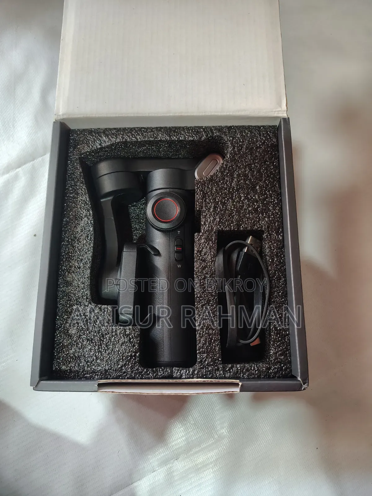 Smartphone 3-Axis Gimbal Stabilizer - Brand New Condition