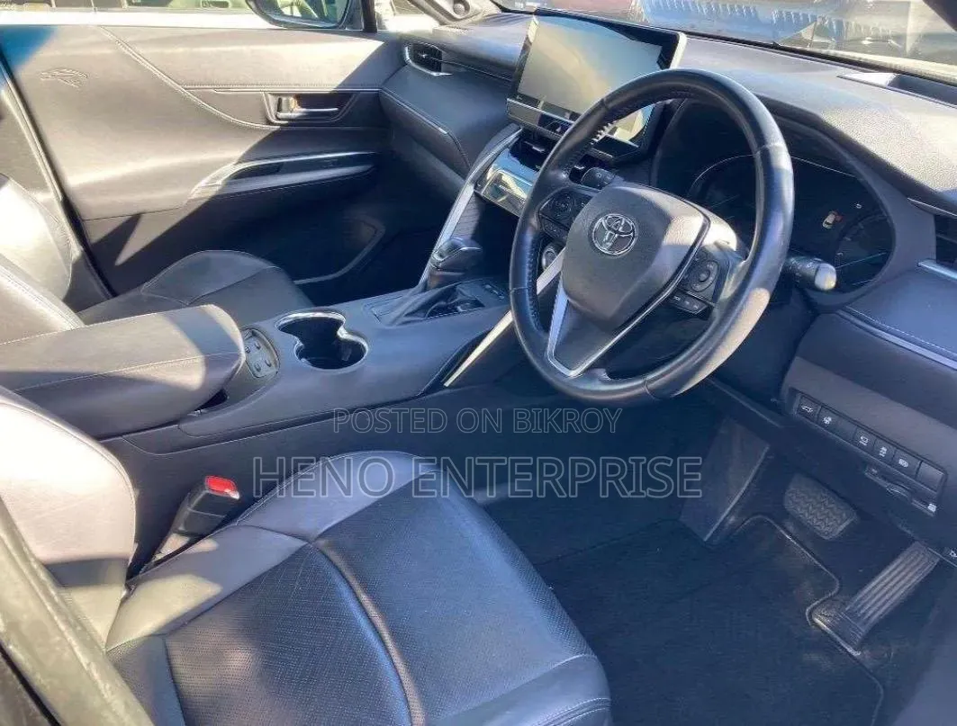 Toyota Harrier Z 2021 Blue