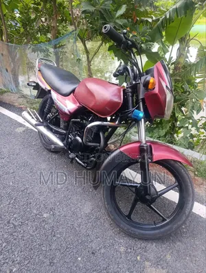 Bajaj CT 100 2018 Red