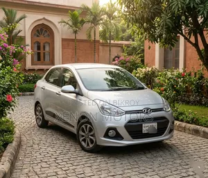 Hyundai Xcent 2016 Silver