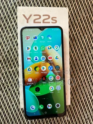 Vivo Y22s 128 GB Silver