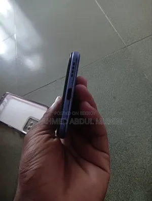 Vivo Y21 64 GB Blue