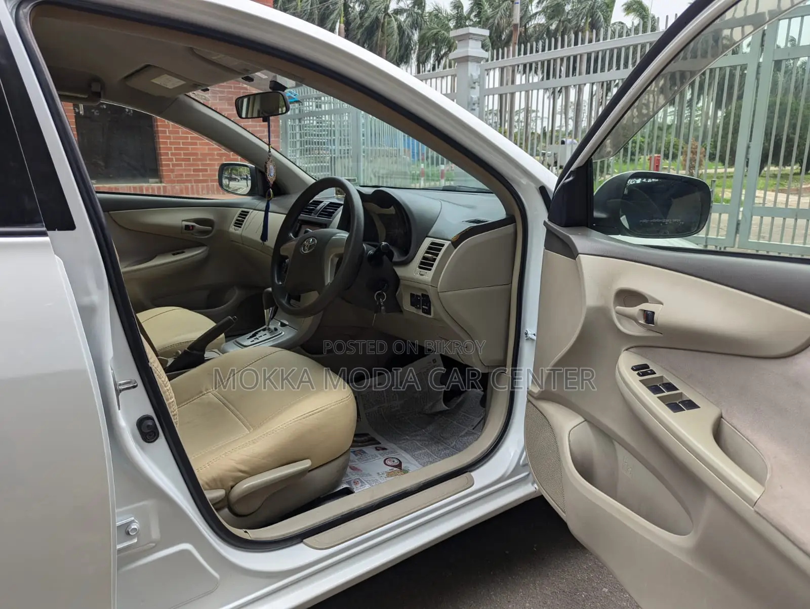 Toyota Axio 2011 White