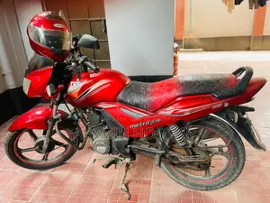 TVS Metro Plus 2015 Red