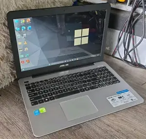 Laptop Acer 3GB Intel SSD 256GB