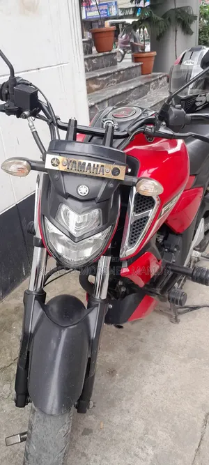 Yamaha FZ 2022 Red
