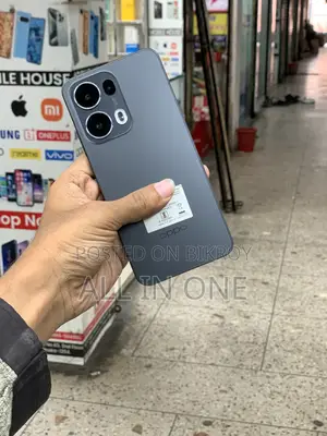 Oppo Reno13 Pro 12 GB ব্ল্যাক
