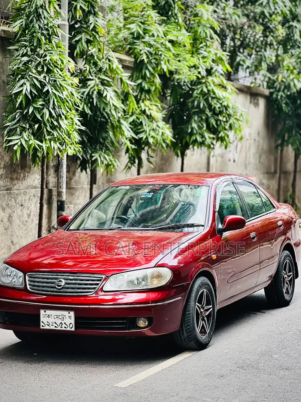 Nissan Sunny 2005 Maroon