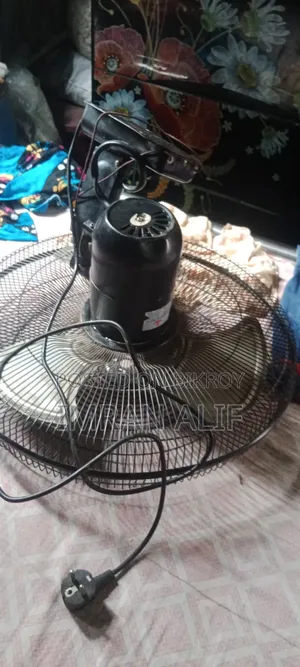 18" Commercial Wall Fan