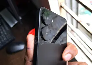 Realme V30 128 GB