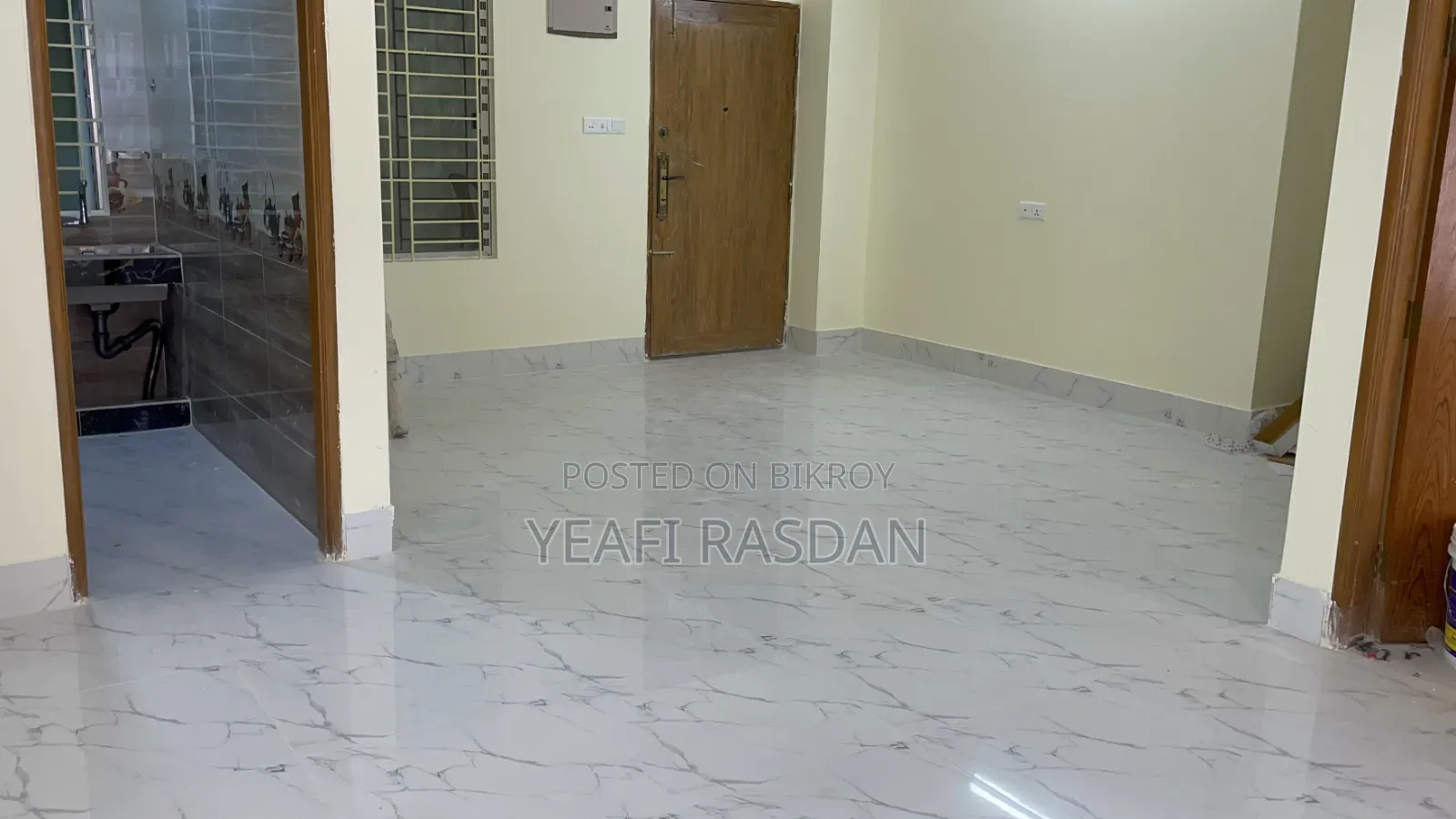 3bdrm Apartment in Moitry Bhaban, Kazipara for Rent