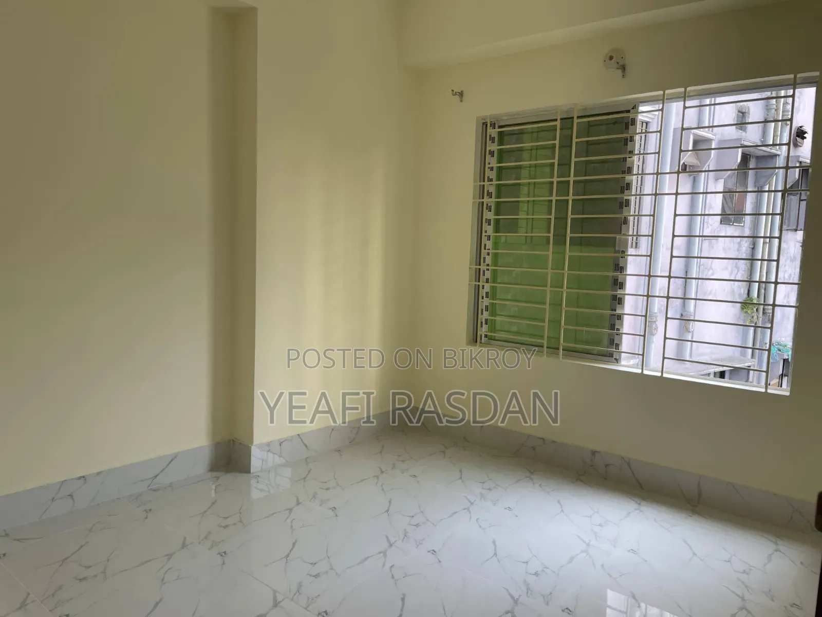 3bdrm Apartment in Moitry Bhaban, Kazipara for Rent