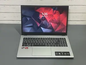 ল্যাপটপ Acer 4GB Intel SSD 500GB