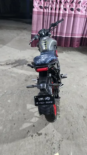 Runner Bolt 165R 2018 Black