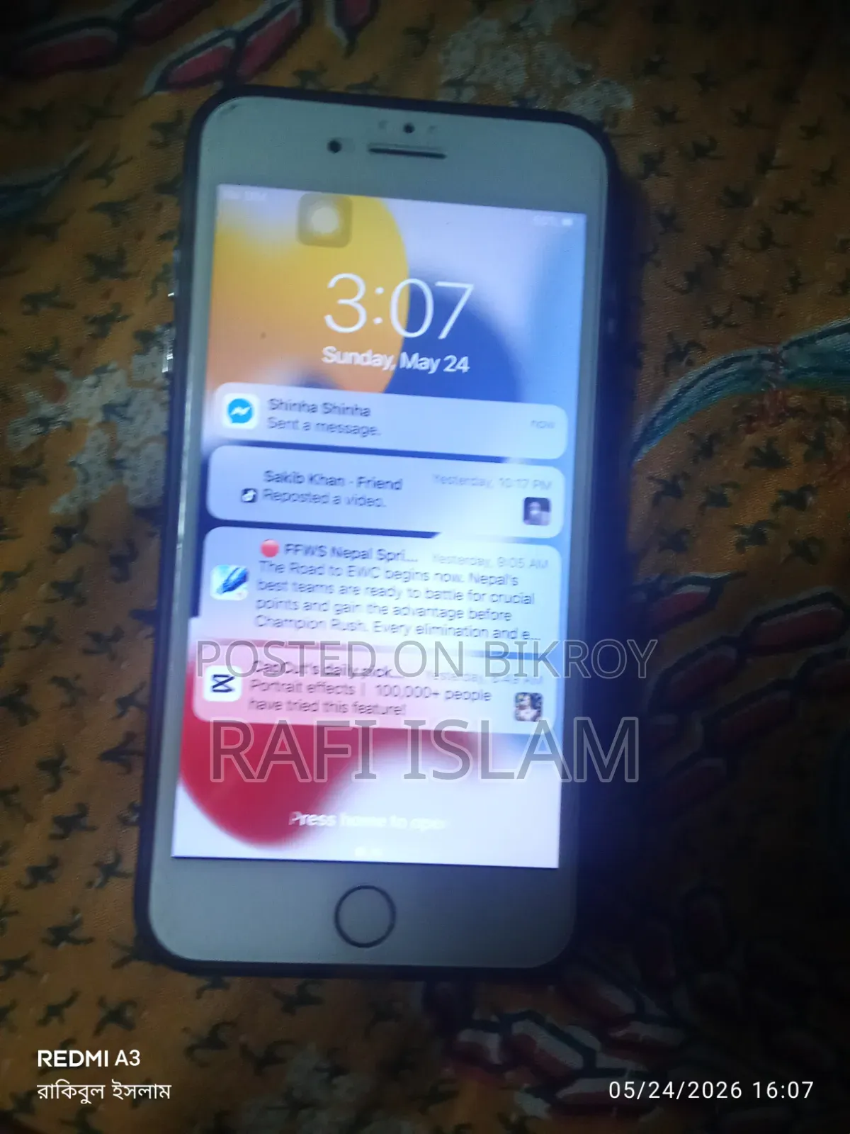 Apple iPhone 7 Plus 32 GB Red