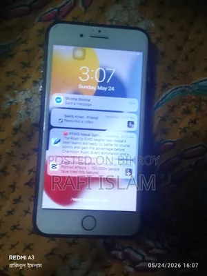 Apple iPhone 7 Plus 32 GB Red