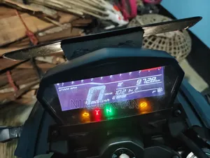Hero 2022 Black