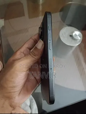 Apple iPhone 16 Pro 128 GB Black