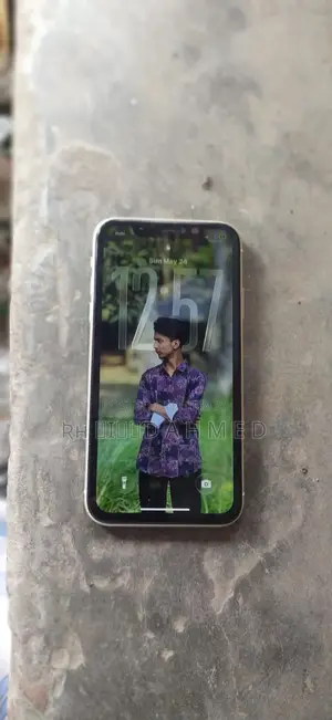 Apple iPhone 11 128 GB White