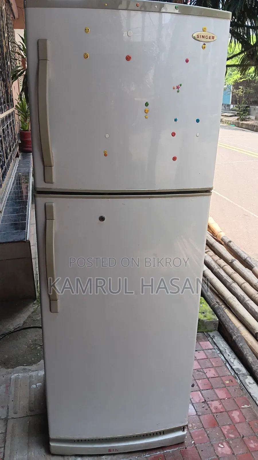 Singer 16 CFT Non Frost Fridge W