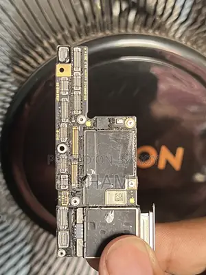 iPhone X Dead Motherboard