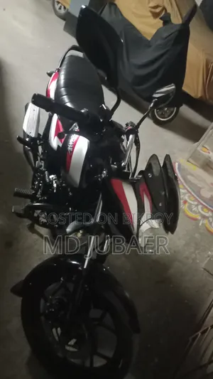 New Bajaj Discover 125 2022 Black