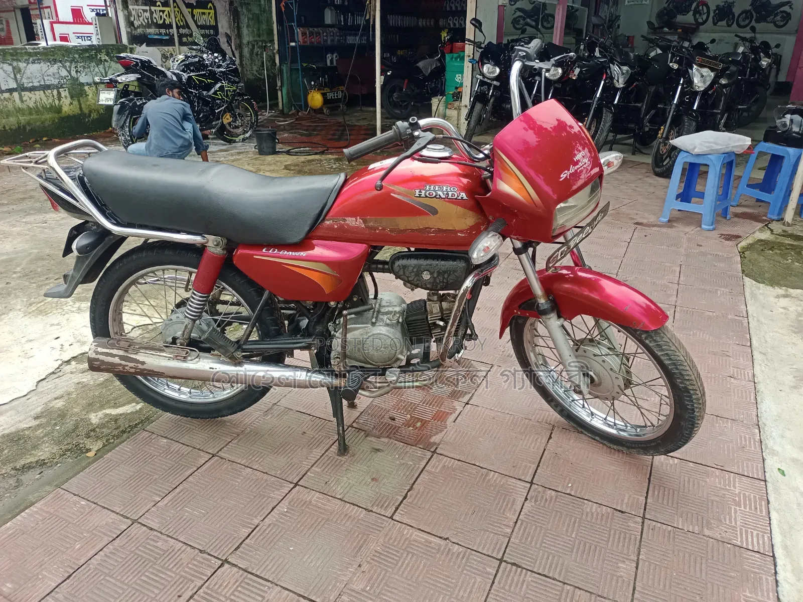 Hero Dawn 100 2007 Red