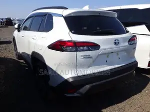 Toyota Corolla Cross 1.8 Hybrid AWD 2022 Pearl