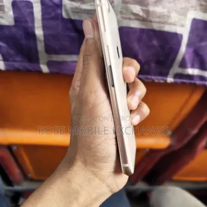 Apple iPhone 8 64 GB Rose Gold