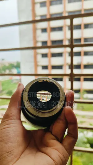 Canon 50mm F/1.8