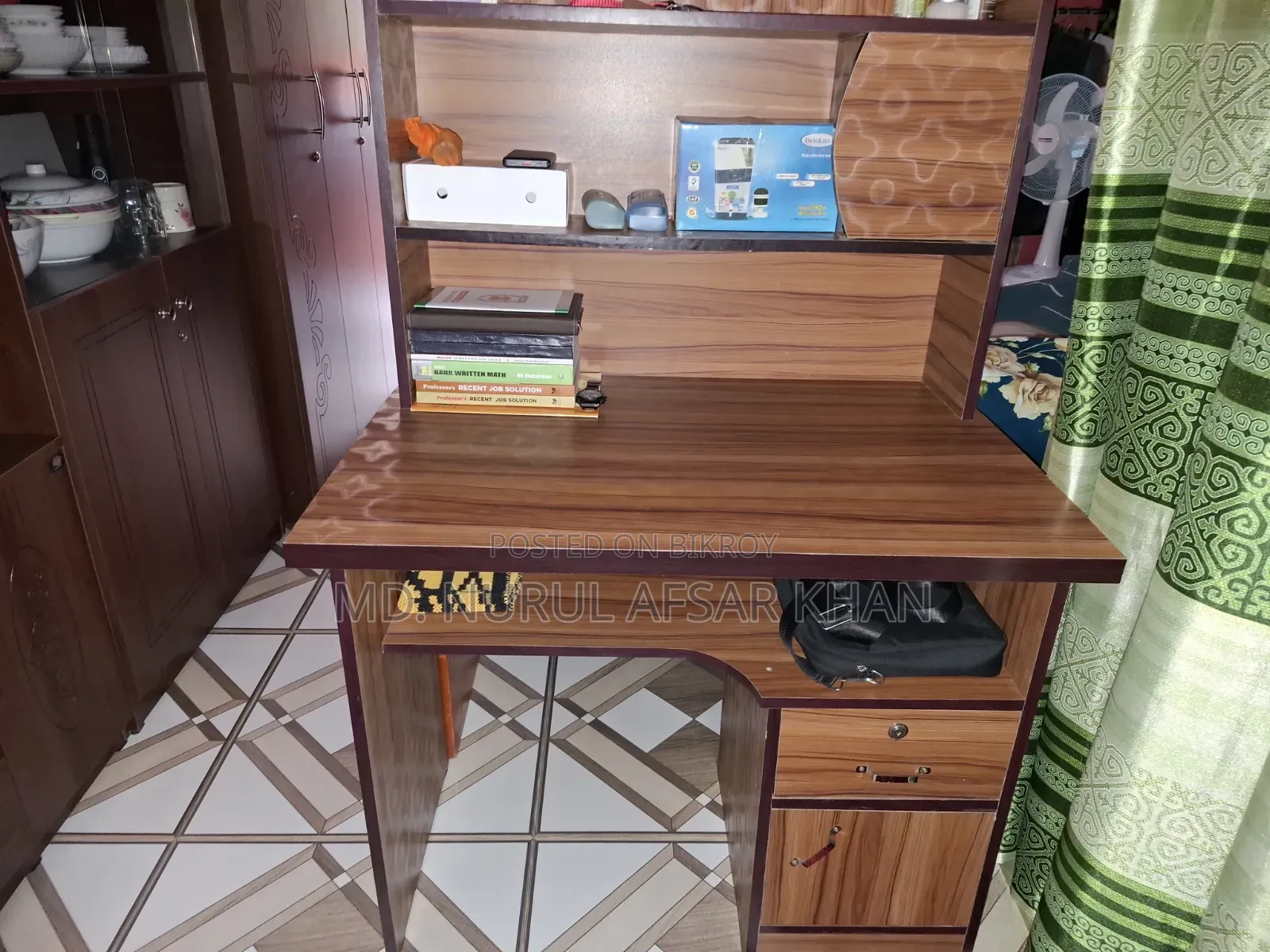 Reading Table