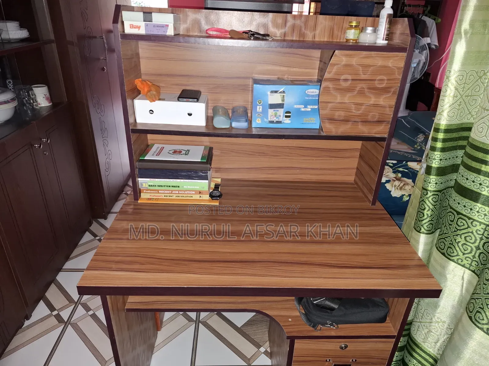Reading Table