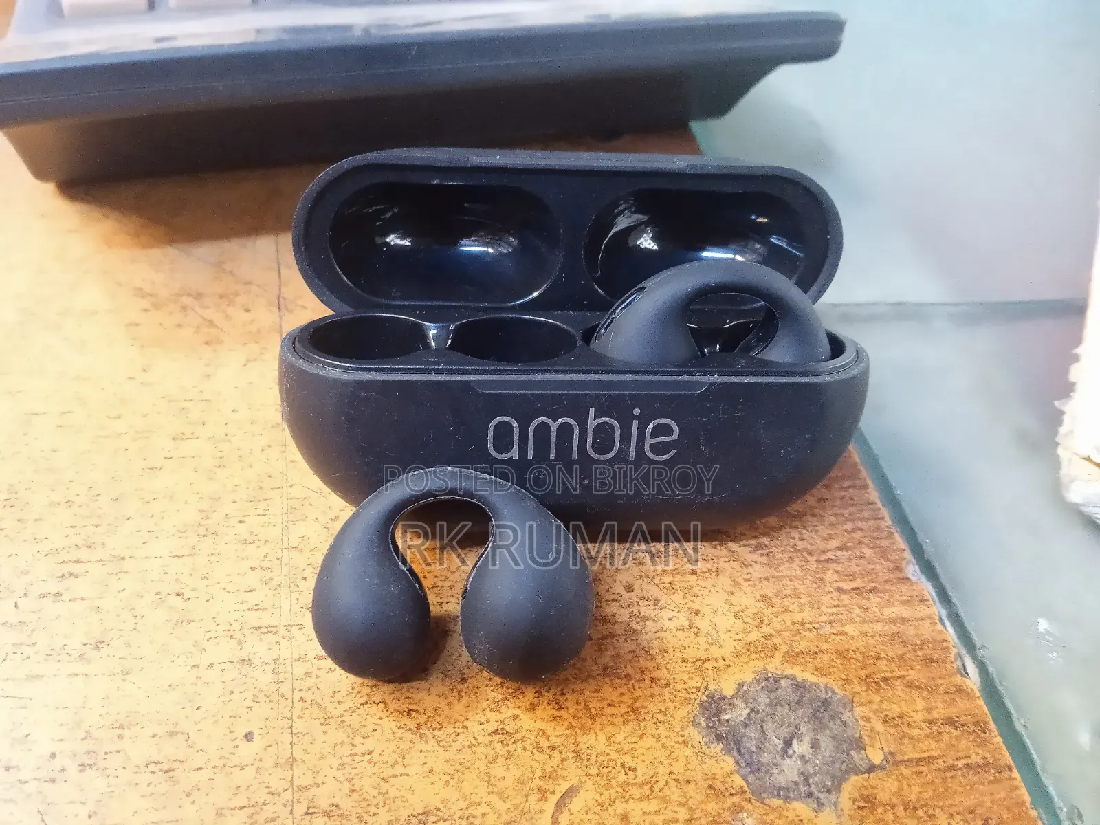 Ambie Earring Earbuds