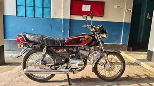 Yamaha 2001