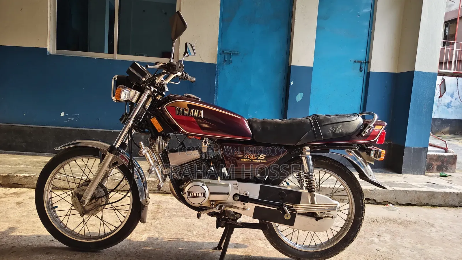 Yamaha 2001