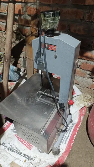 Meat and Fish Cutting Machine