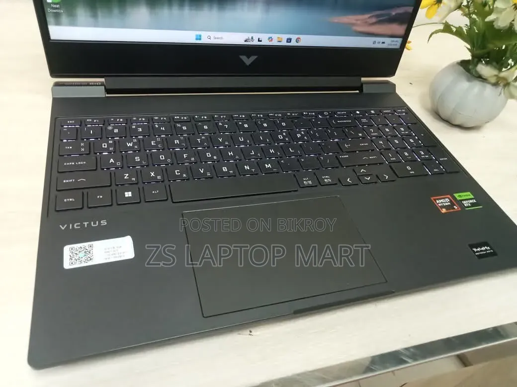 Laptop HP Victus 15 8GB AMD Ryzen 5 SSD 512GB