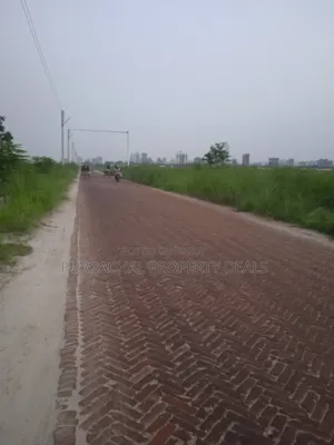 Premium 15 Katha Plot for Sale in United City | Sector-01