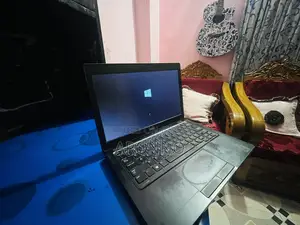 Laptop Dell Latitude 5280 4GB Intel Core I3 SSD 350GB