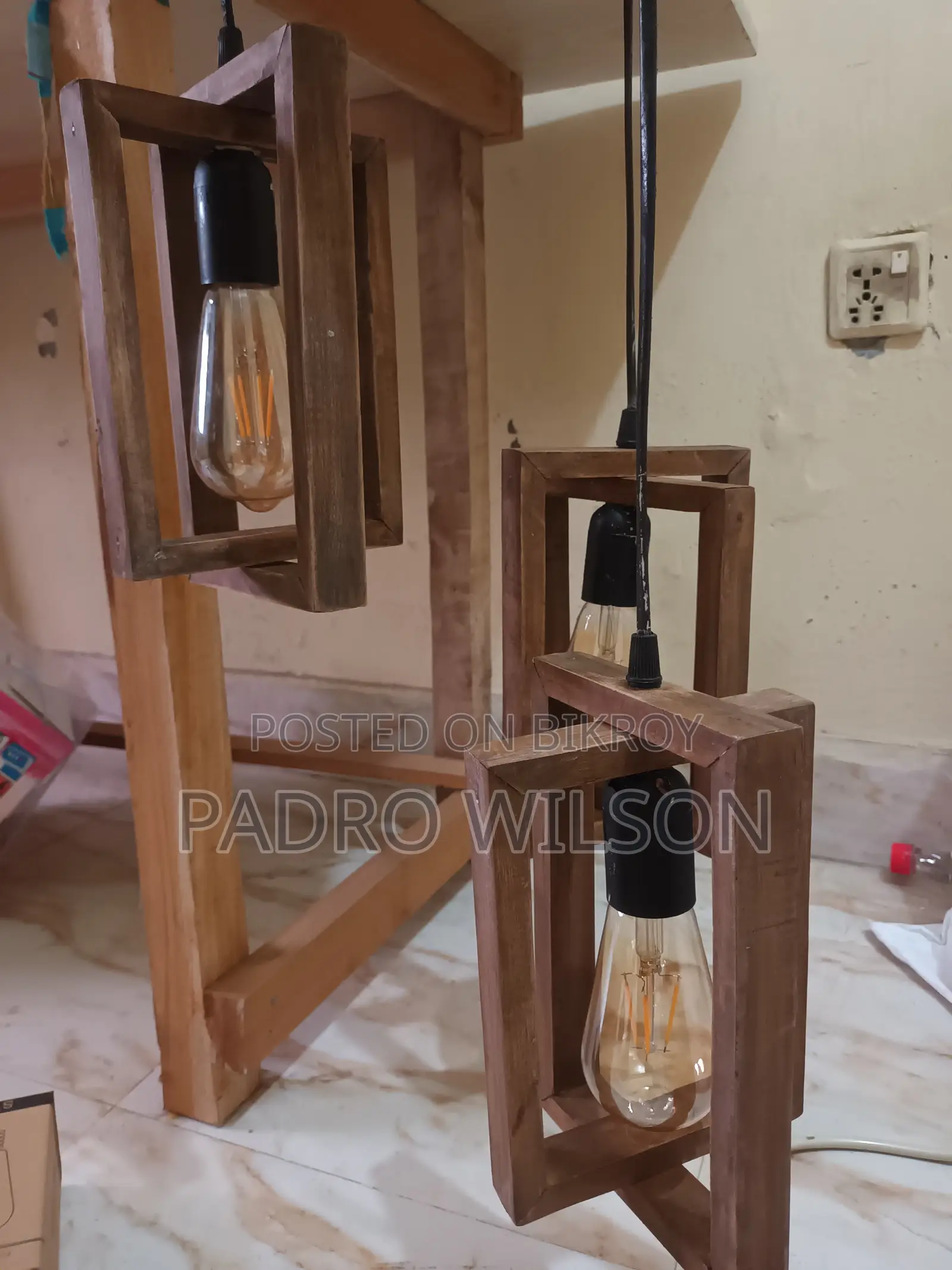 Wooden Chandelier. Includes Edison bulbs