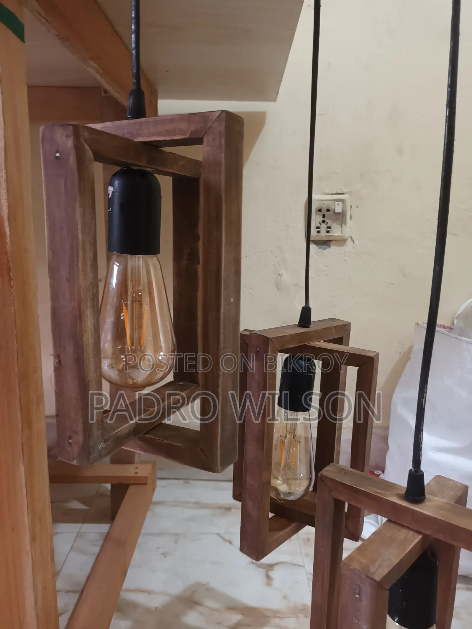 Wooden Chandelier. Includes Edison bulbs