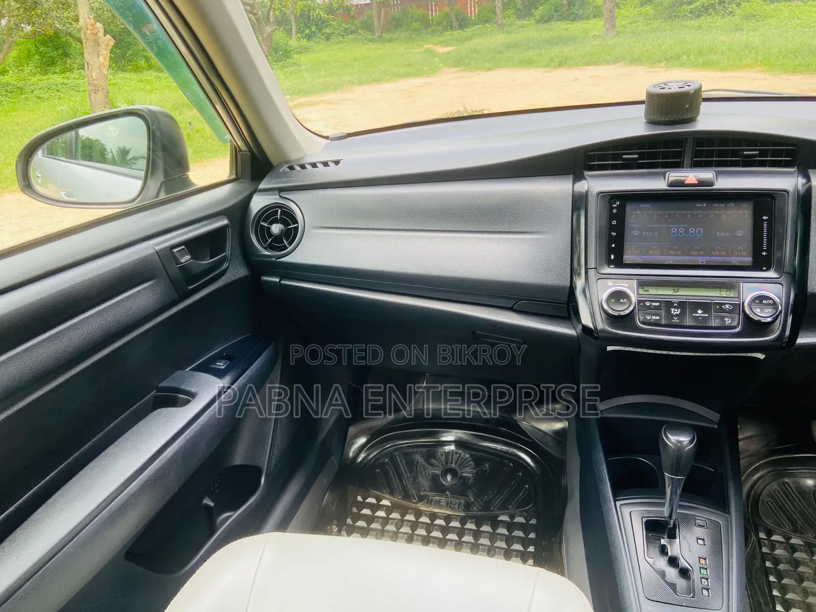 Toyota Axio 2015 Silver