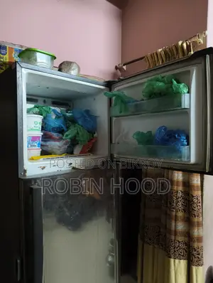 Samsung Fridge 380 Litres.