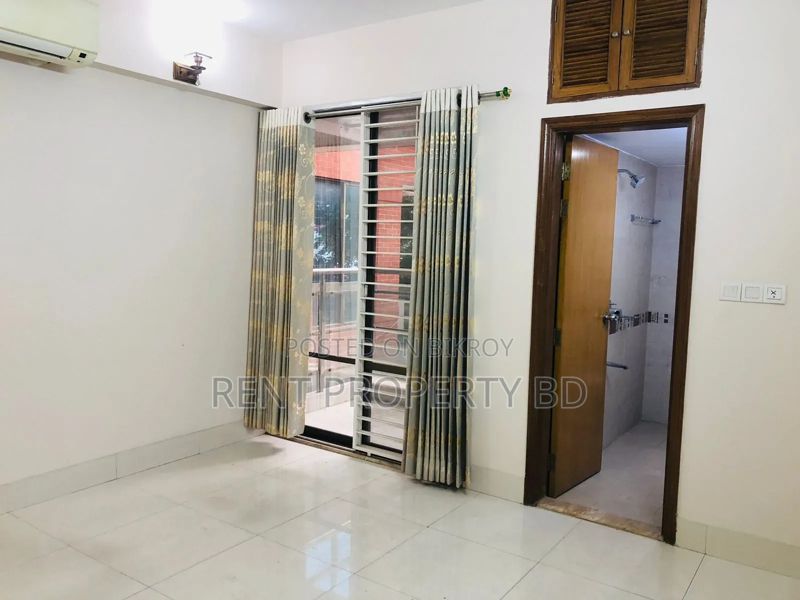 4bdrm Block of Flats in Suvastu, Gulshan for Rent