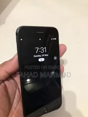 Apple iPhone 7 32 GB Black