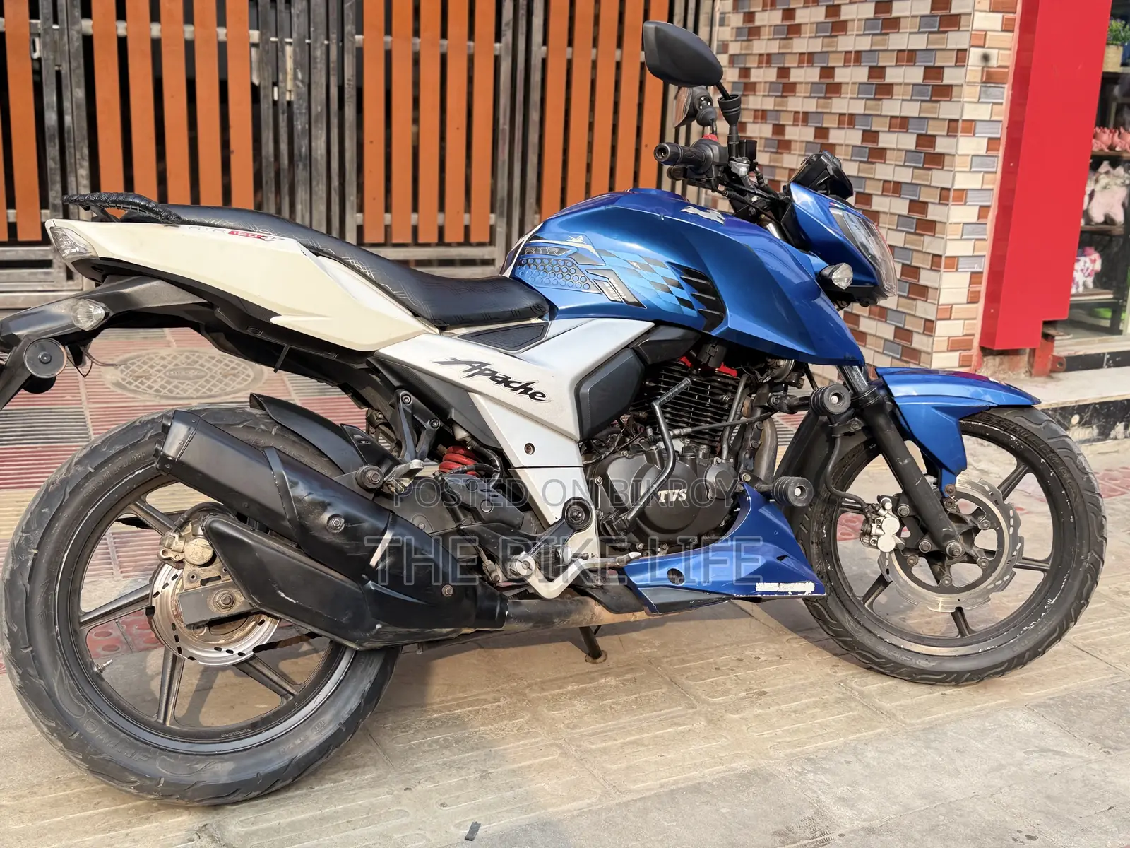 টিভিএস অ্যাপাচি ১৬০ ৪ভি ২০১৯ ব্লু