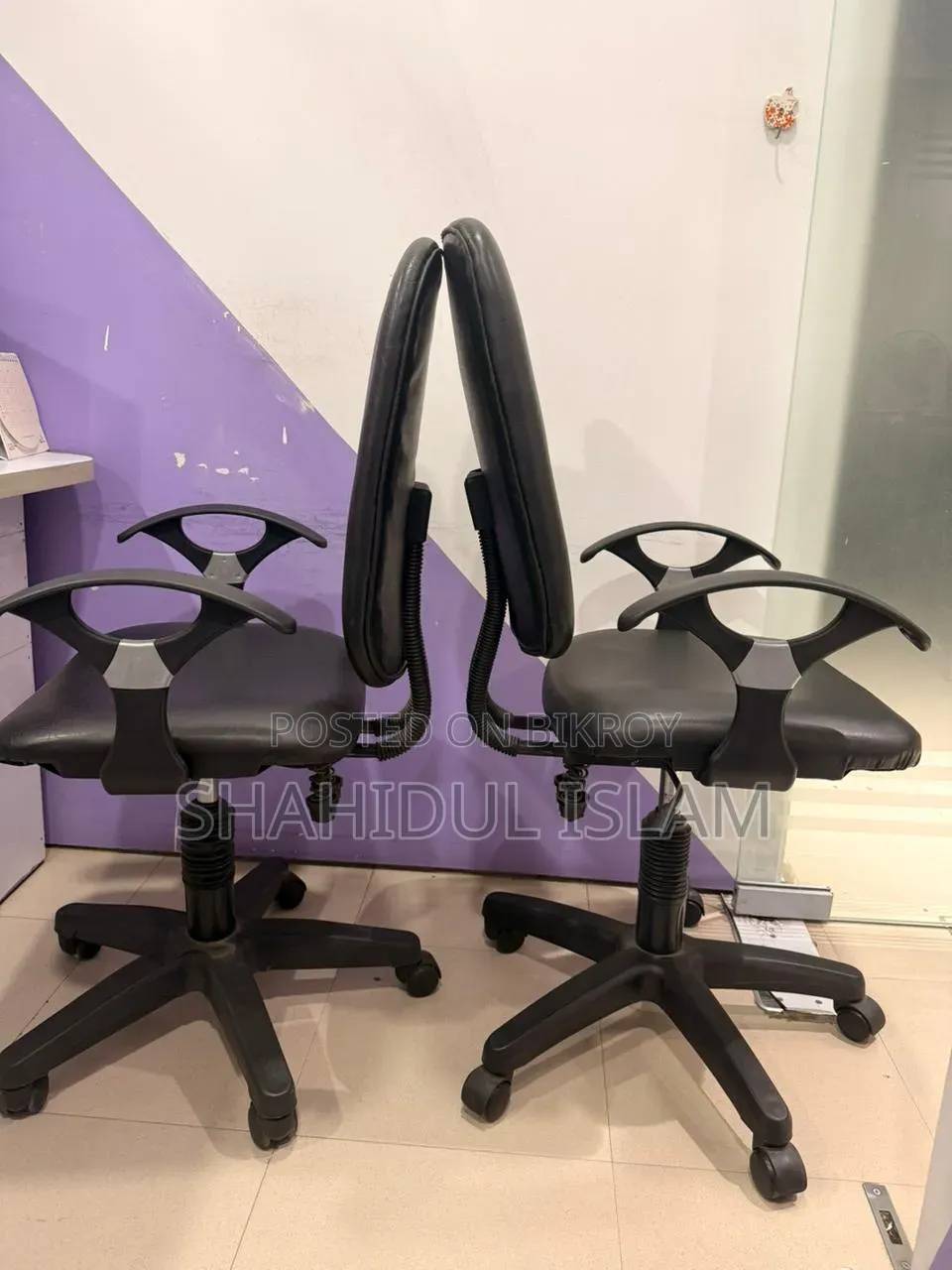 10 Used Chairs in Good Condition for Sale