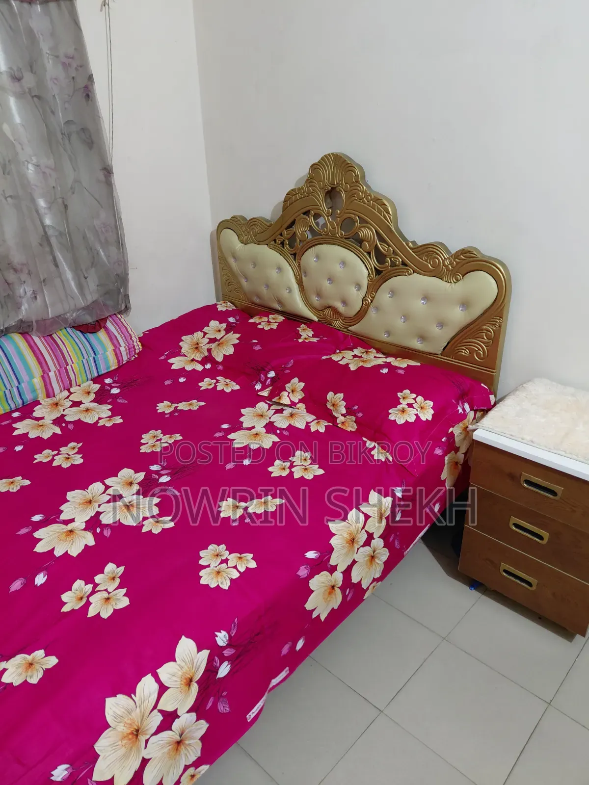 Royal Bed in Luxury Leather