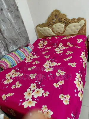 Royal Bed in Luxury Leather